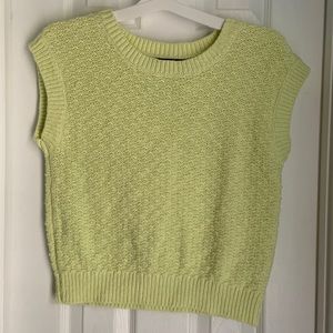 Banana Republic Women’s Sleeveless Sweater Size S